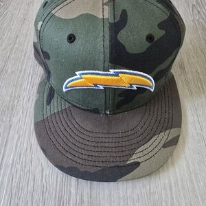 New Era Los Angeles Chargers Camoflague Fitted Hat Size 7 1/2